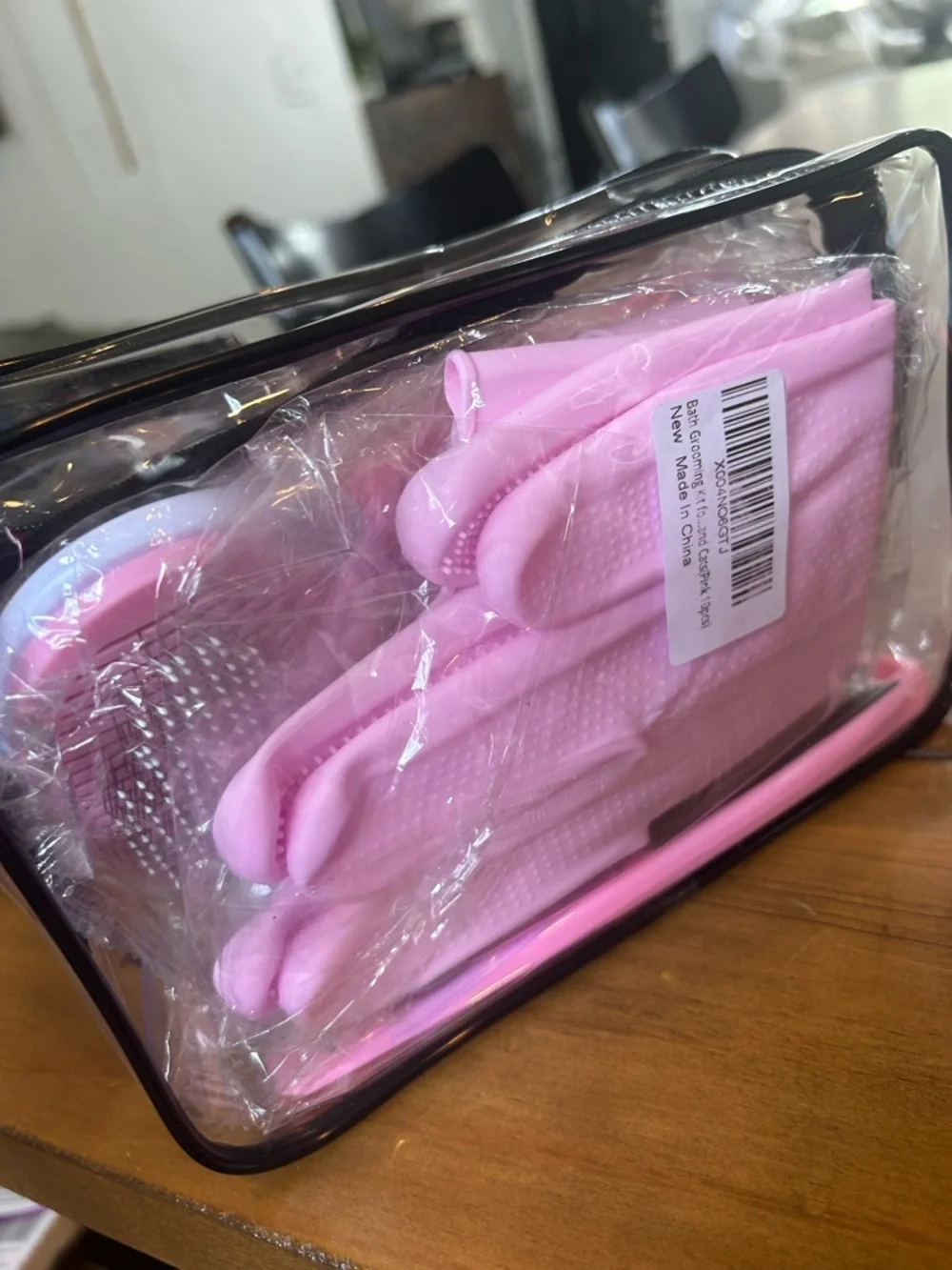 NWT Pink Pet Grooming Kit – 7-Piece Bath & Hair Care Set